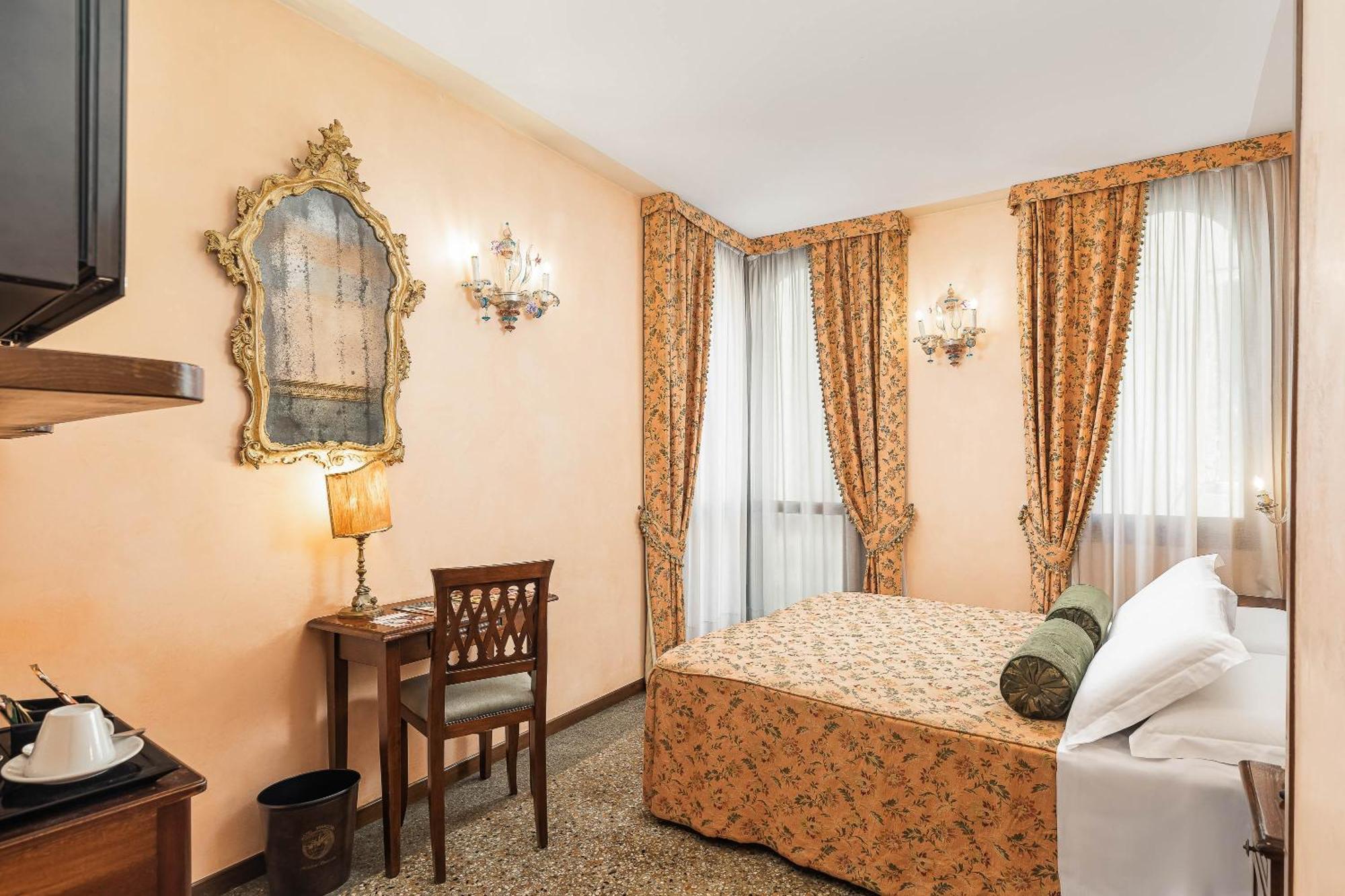 Hotel Marconi Venecia Exterior foto